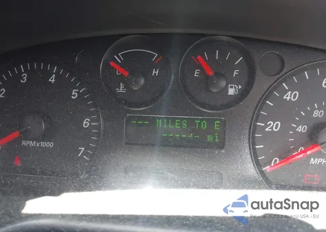 2004 Ford Taurus Ses z USA, uszkodzony, nr VIN 1FAFP55S94A209501